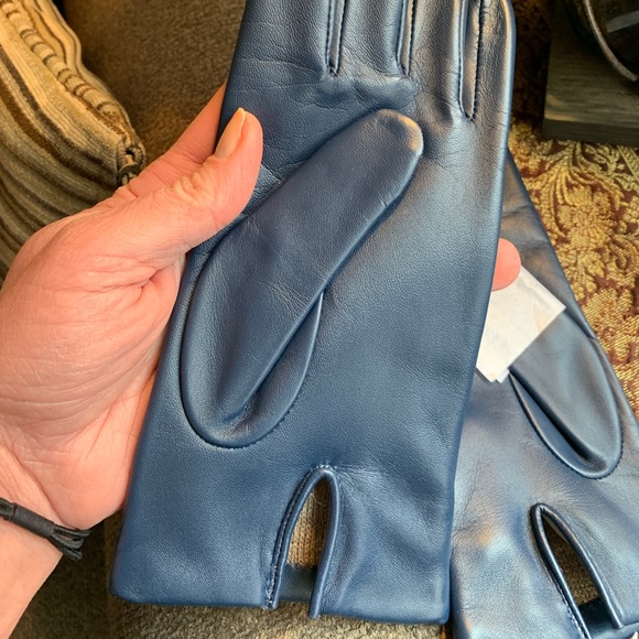 Authentic COACH 1941 SMOOTH LEATHER wool lining signature tech gloves - Picture 6 of 8